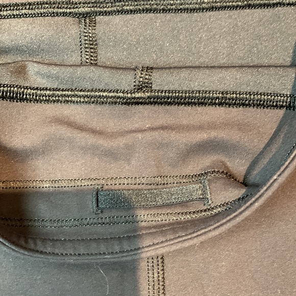 Lululemon Everlux and Mesh Highrise Legging Black Tights Sz 8 - Picture 7 of 11